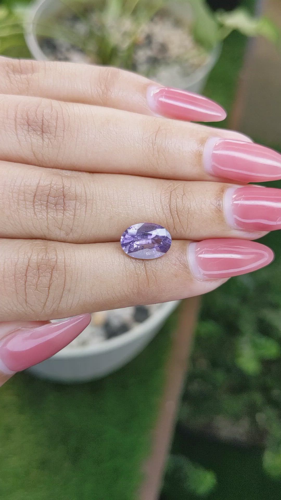 2.79 Ct. Purple Sapphire from Ceylon (Sri Lanka) Size Video