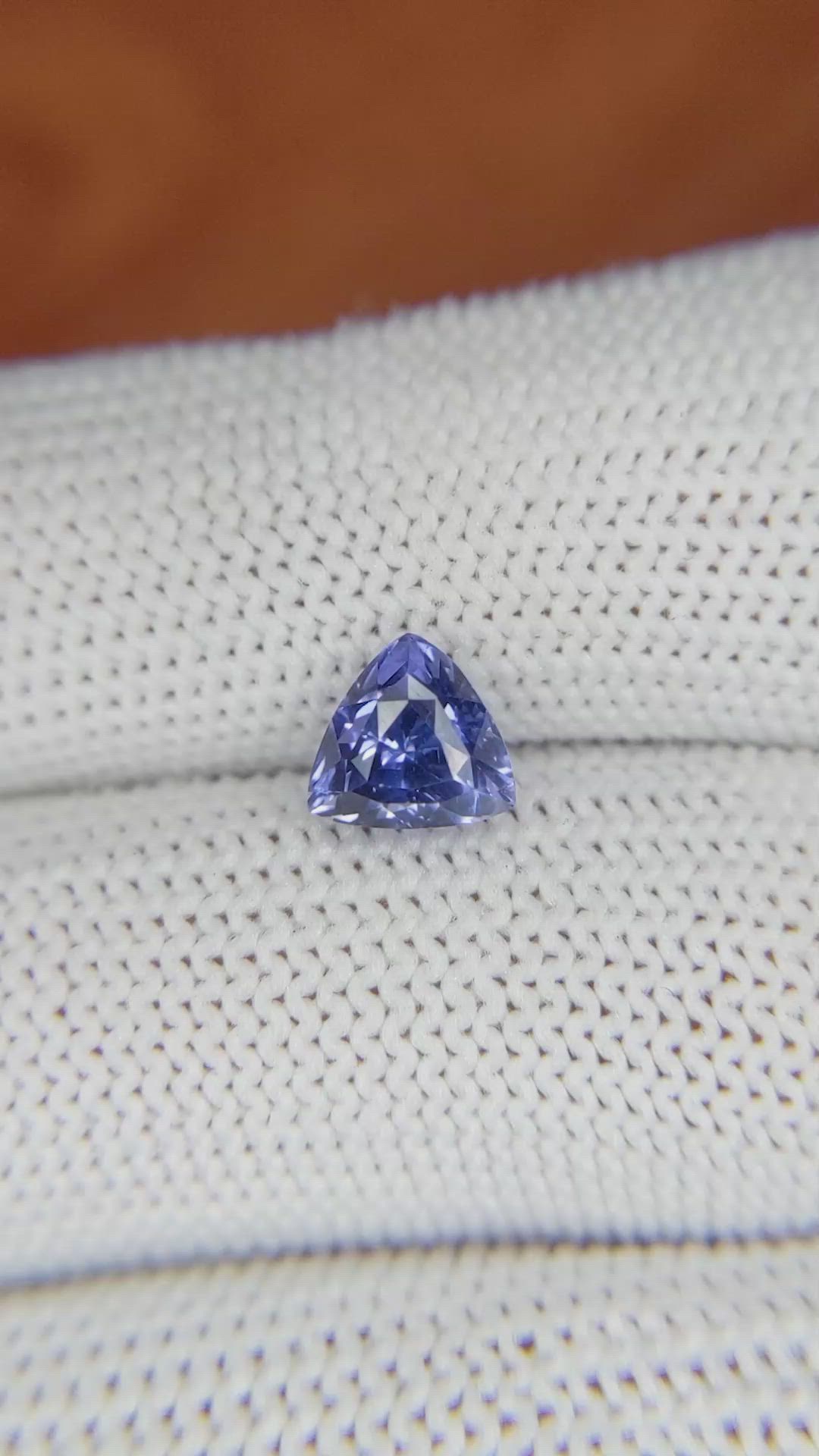 1.83 Ct. Blue Sapphire from Ceylon (Sri Lanka) Size Video