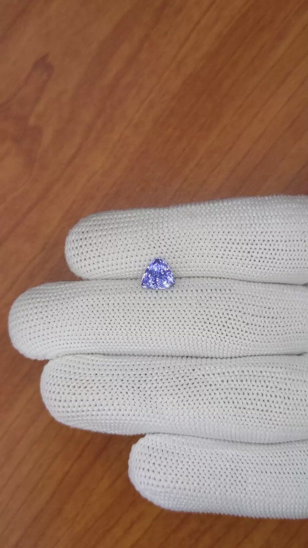 1.83 Ct. Blue Sapphire from Ceylon (Sri Lanka) Size Video