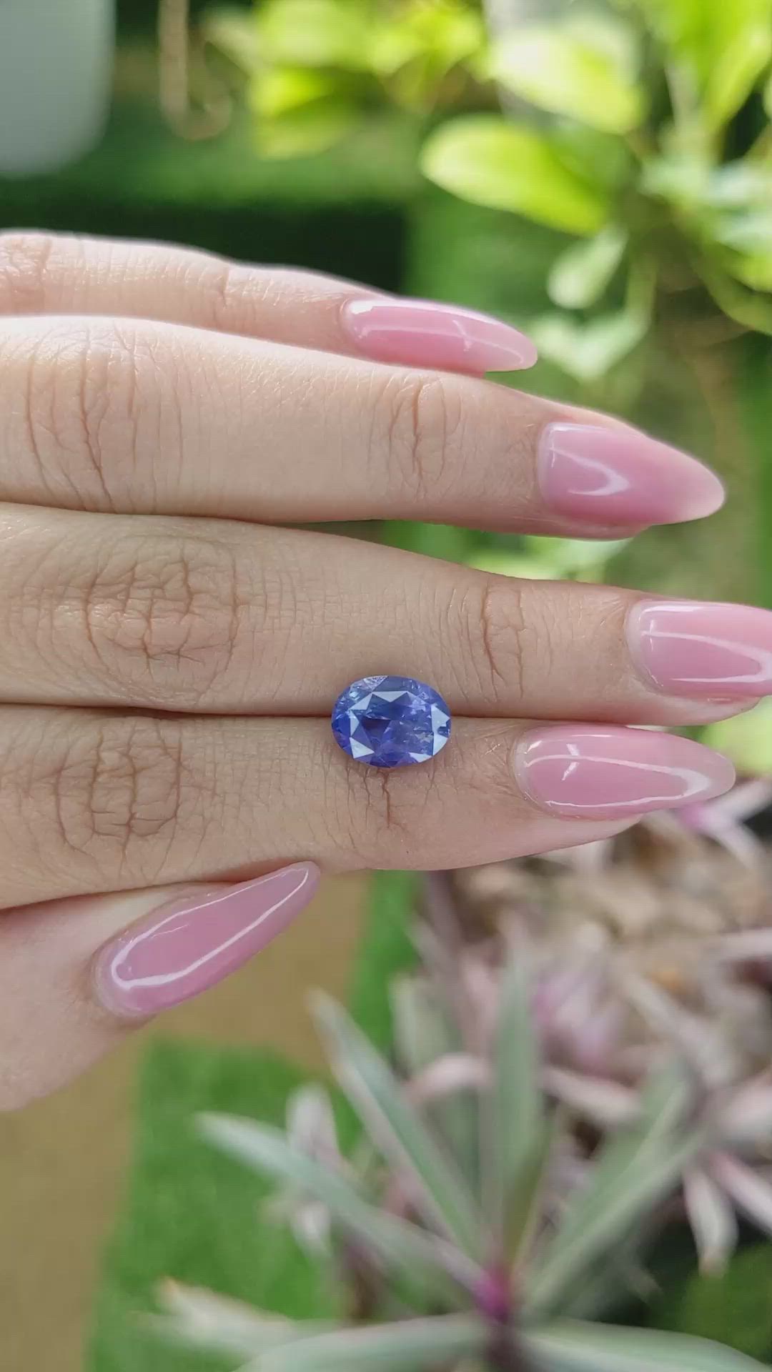 3.61 Ct. Blue Sapphire from Ceylon (Sri Lanka) Size Video