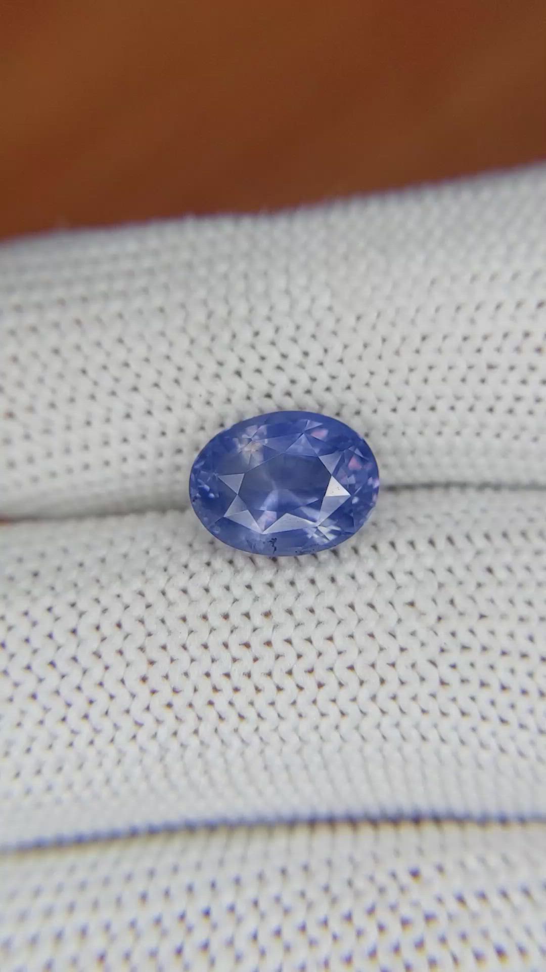 3.61 Ct. Blue Sapphire from Ceylon (Sri Lanka) Size Video