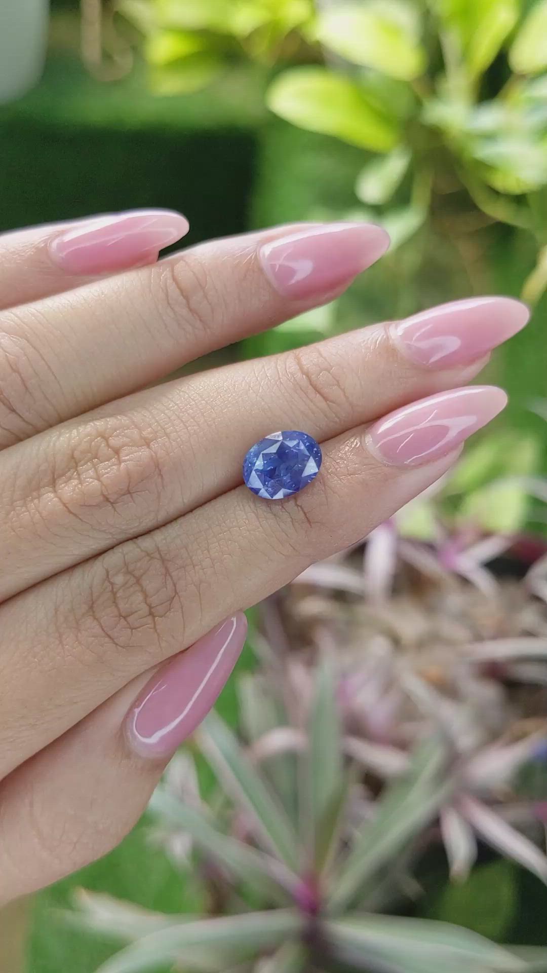 3.61 Ct. Blue Sapphire from Ceylon (Sri Lanka) Size Video