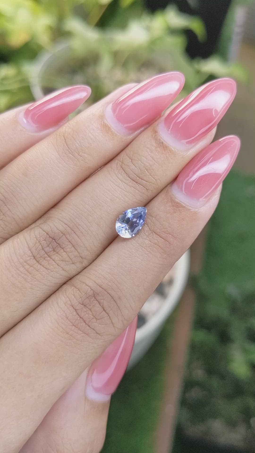 1.76 Ct. Bi Color Sapphire from Ceylon (Sri Lanka) Size Video