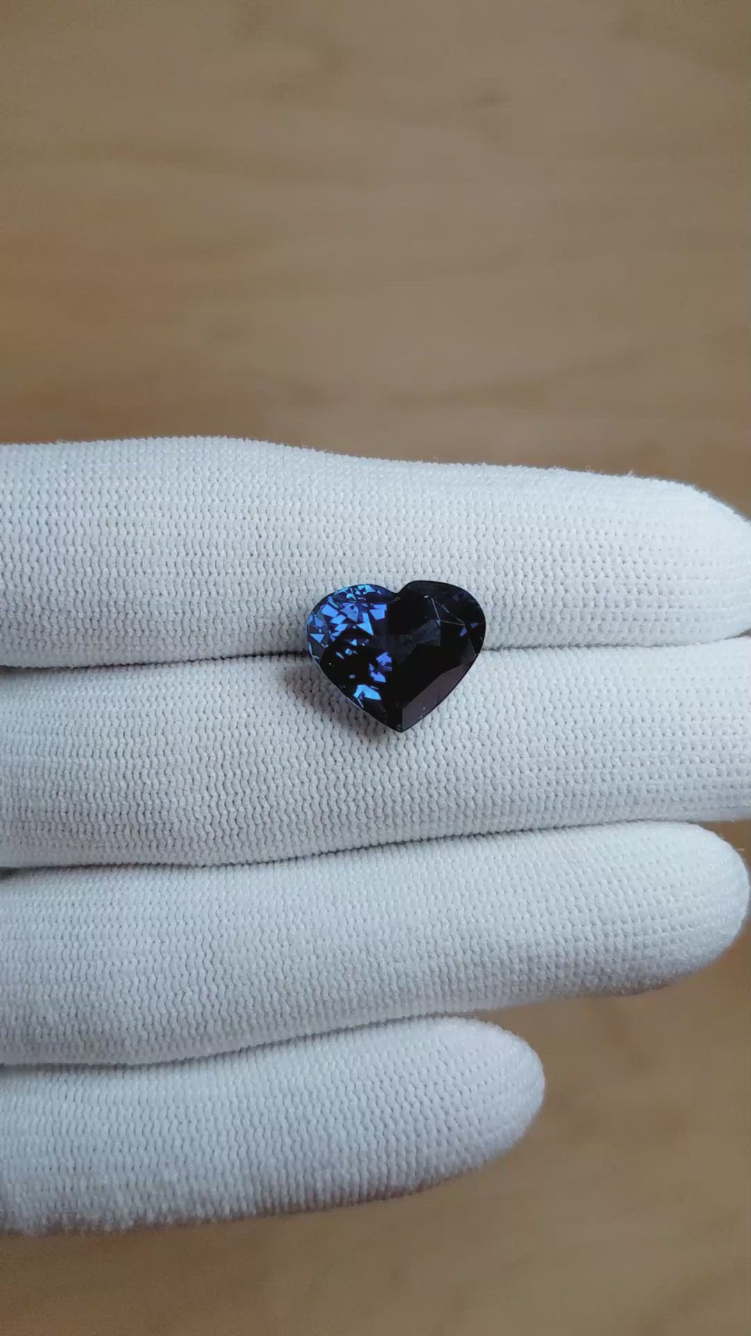 10.48 Ct. Greenish Blue Sapphire from Thailand Size Video