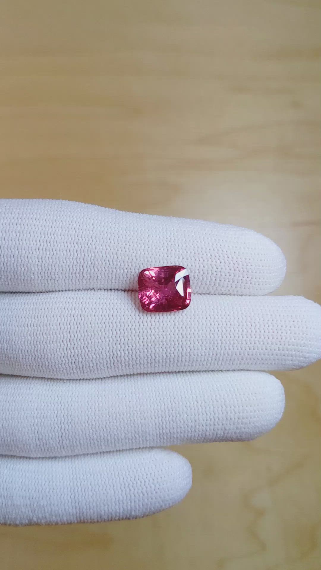 4.56 Ct. Padparadscha Sapphire from Madagascar Size Video
