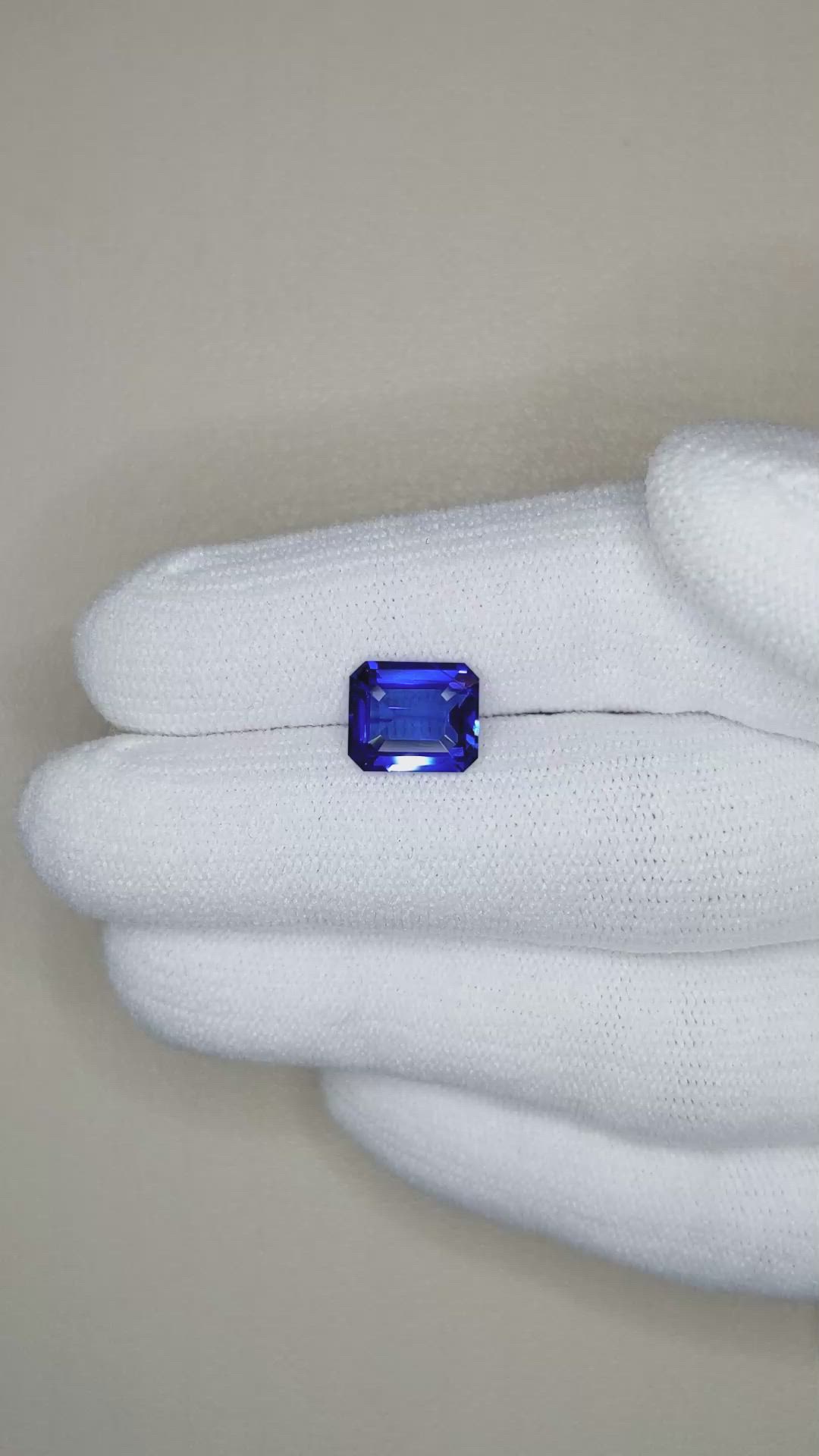 3.07 Ct. Blue Sapphire from Ceylon (Sri Lanka) Size Video