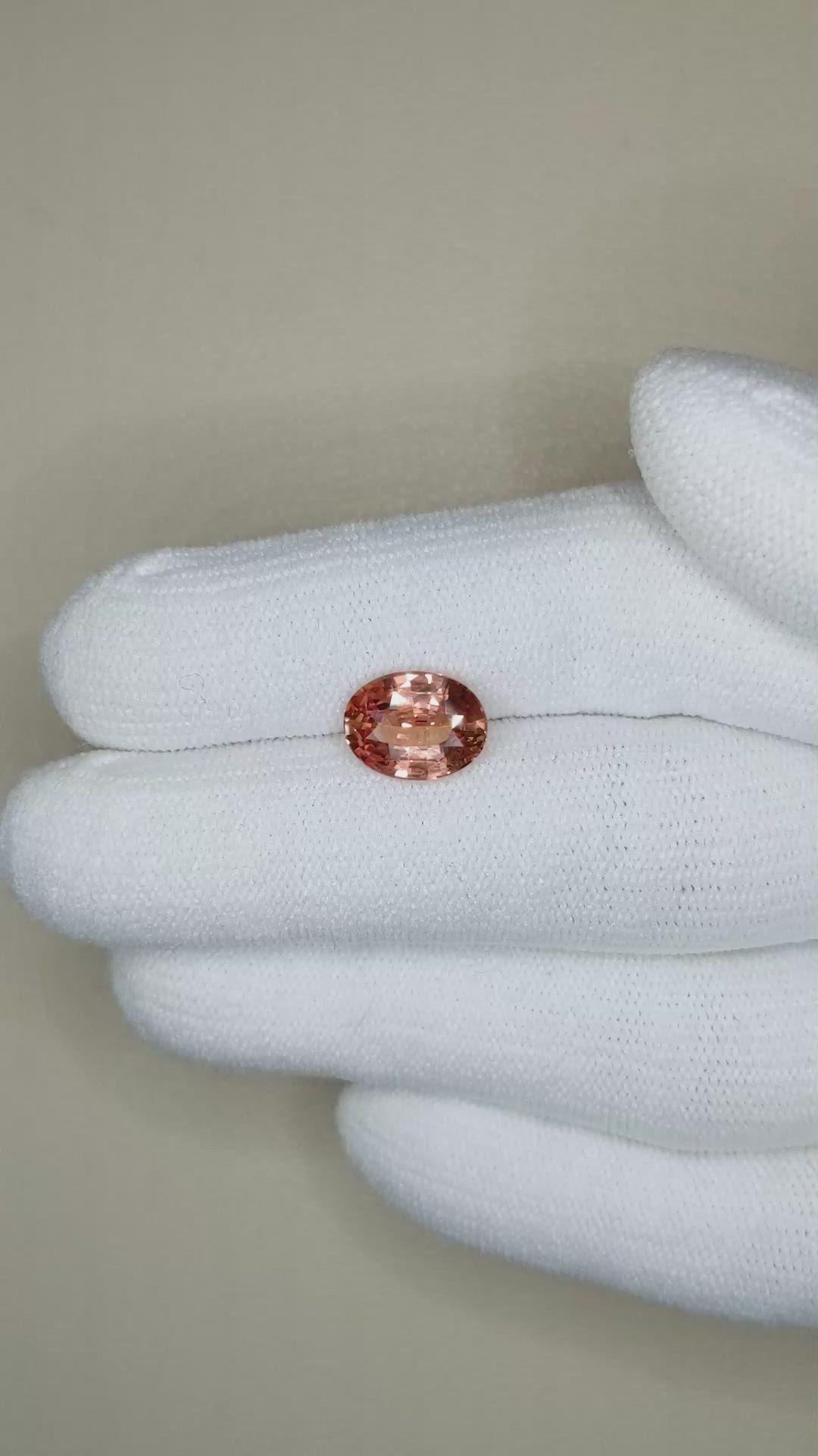 2.69 Ct. Padparadscha Sapphire from Ceylon (Sri Lanka) Size Video