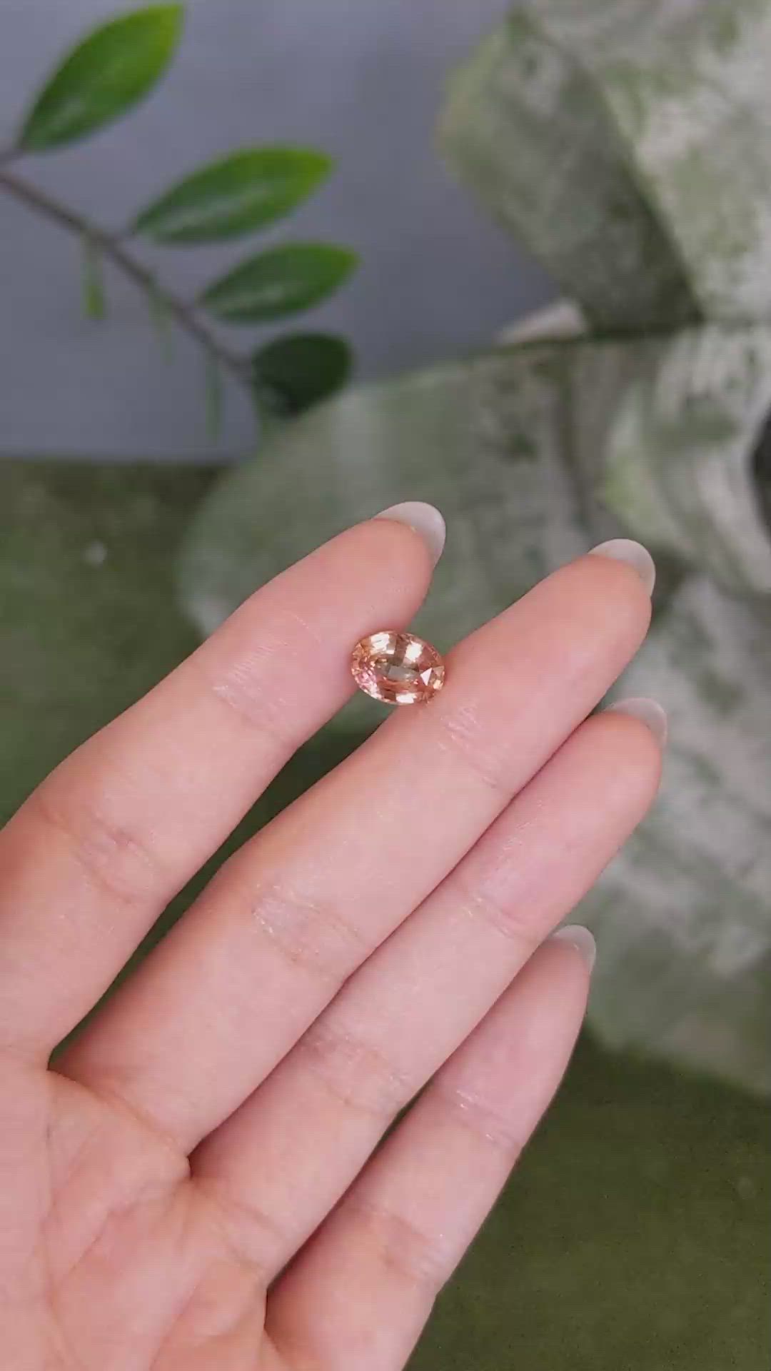 2.69 Ct. Padparadscha Sapphire from Ceylon (Sri Lanka) Size Video