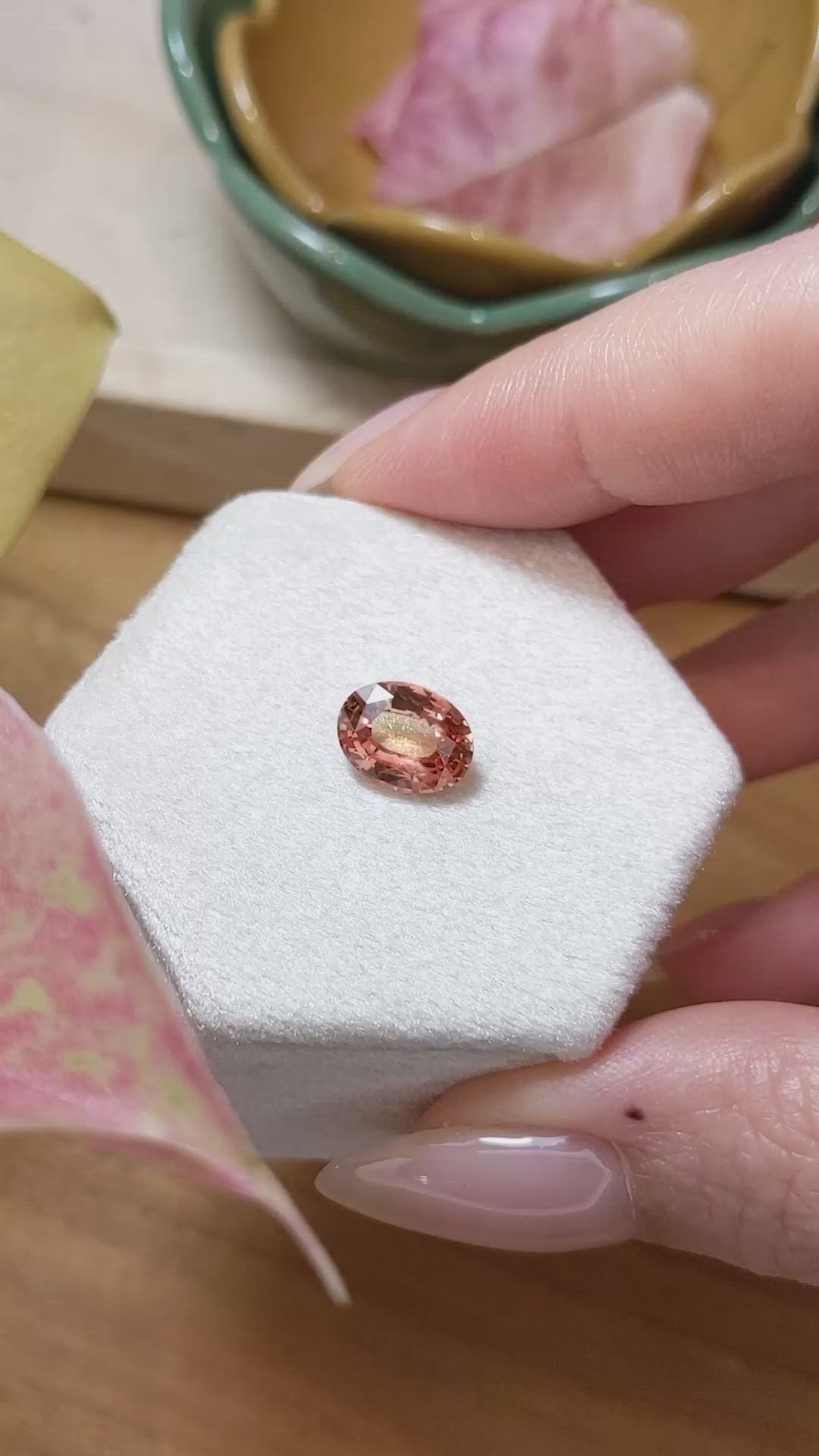 2.69 Ct. Padparadscha Sapphire from Ceylon (Sri Lanka) Size Video