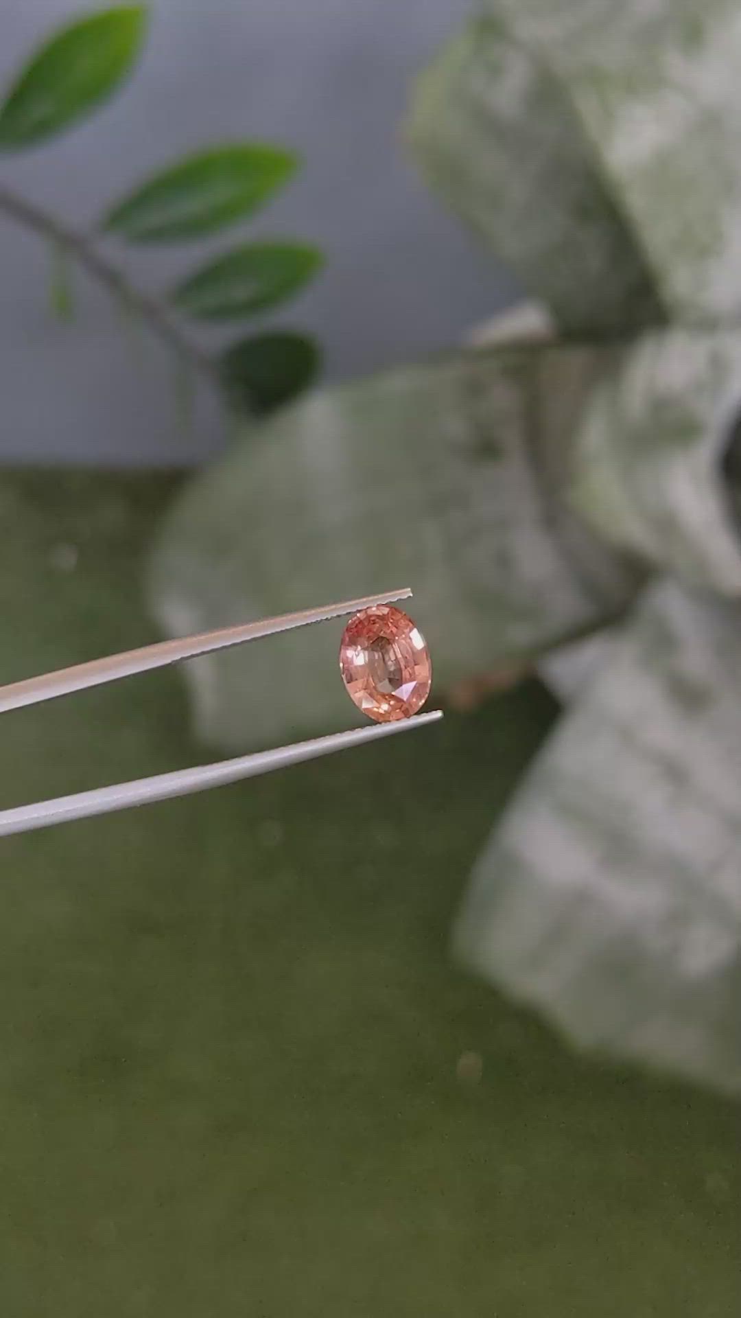 2.69 Ct. Padparadscha Sapphire from Ceylon (Sri Lanka) Size Video