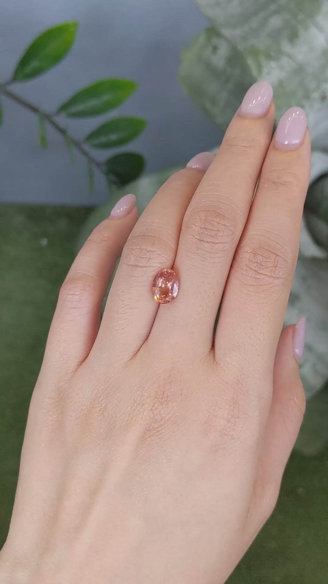 2.69 Ct. Padparadscha Sapphire from Ceylon (Sri Lanka) Size Video