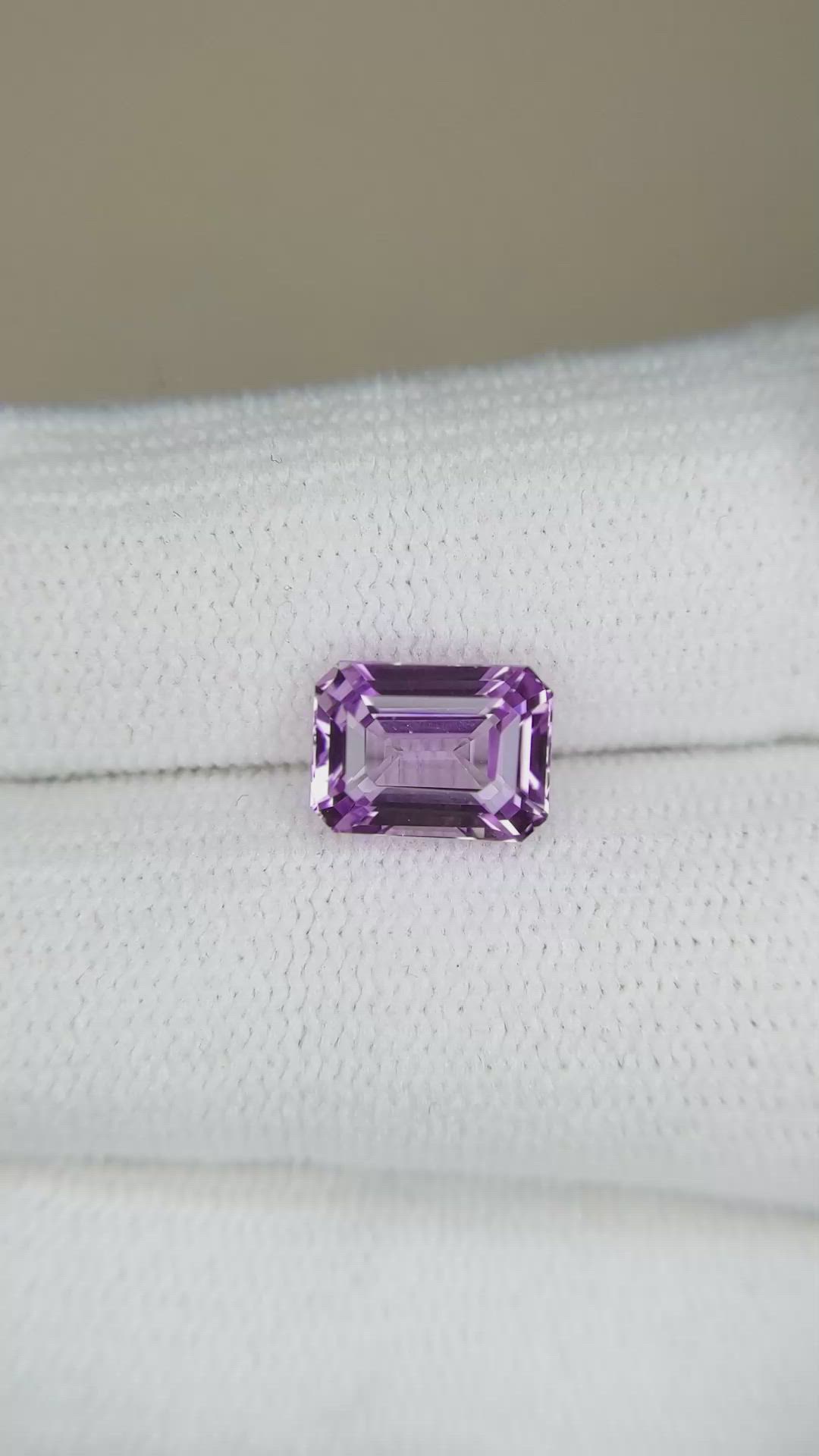 2.50 Ct. Purple Sapphire from Ceylon (Sri Lanka) Size Video