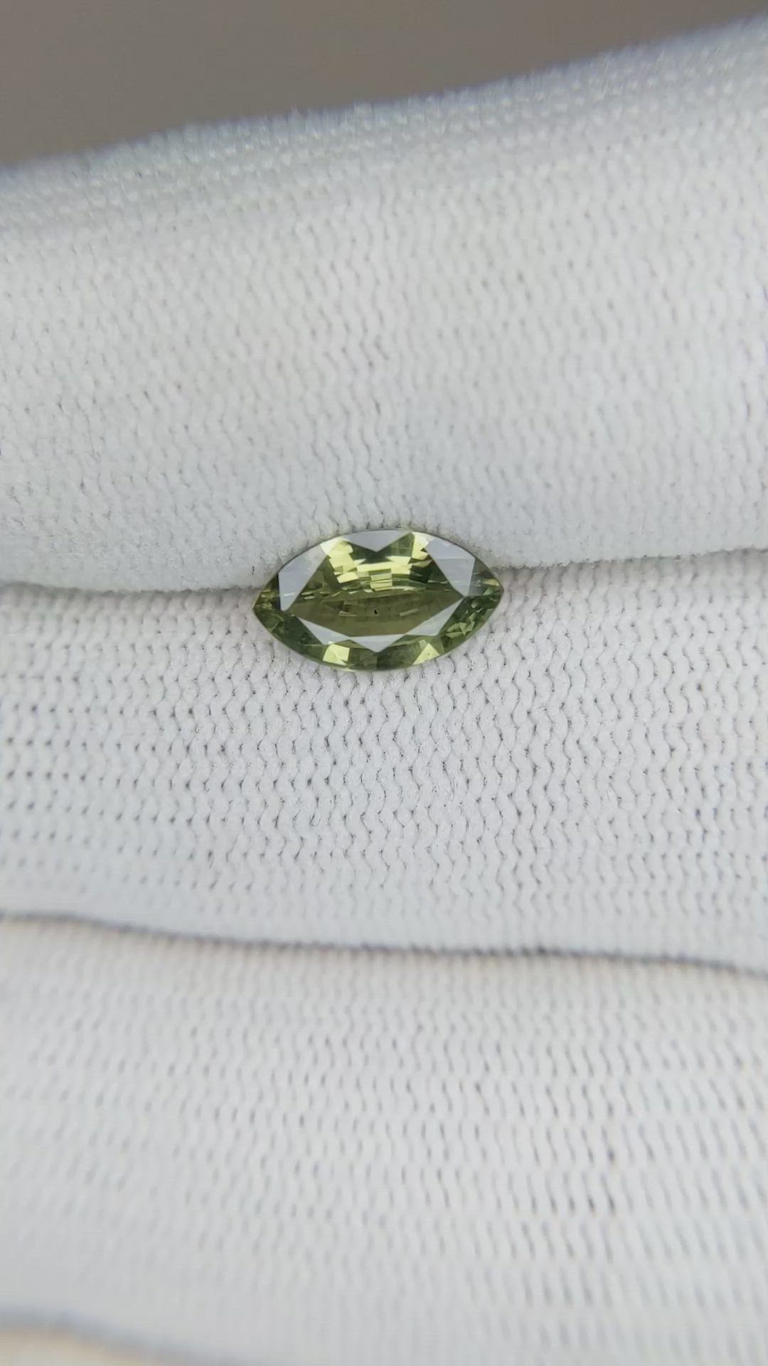 1.14 Ct. Green Sapphire from Ceylon (Sri Lanka) Size Video