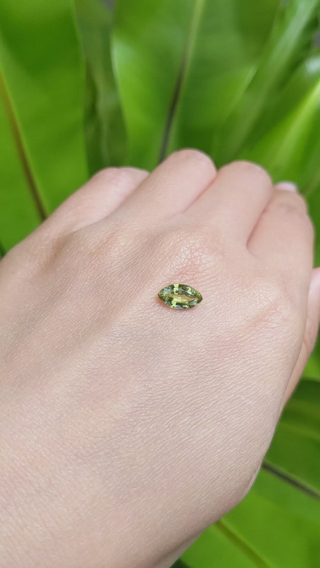 1.04 Ct. Green Sapphire from Ceylon (Sri Lanka) Size Video