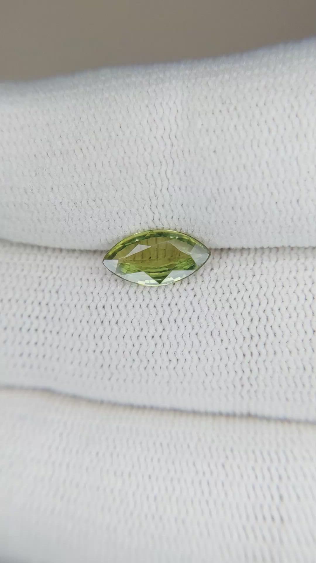 1.07 Ct. Green Sapphire from Ceylon (Sri Lanka) Size Video