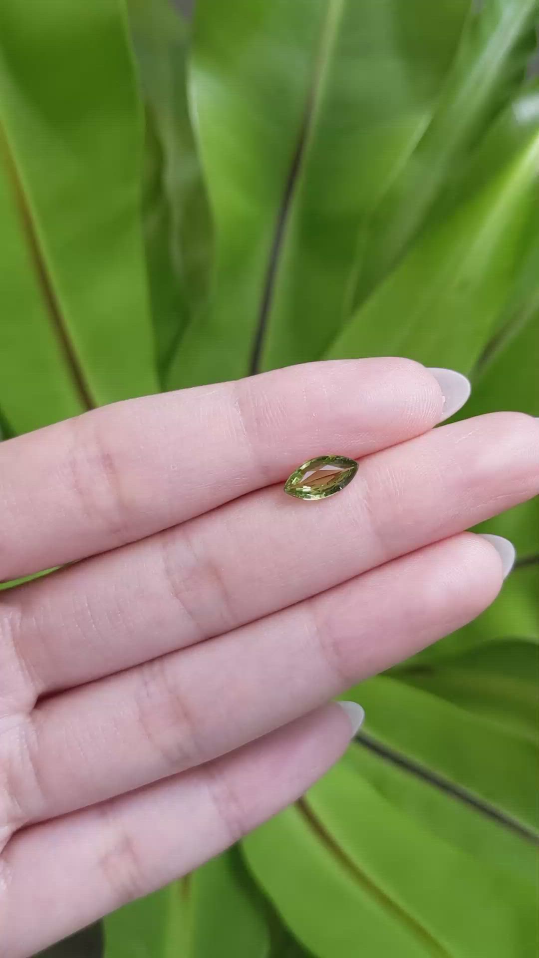 1.07 Ct. Green Sapphire from Ceylon (Sri Lanka) Size Video