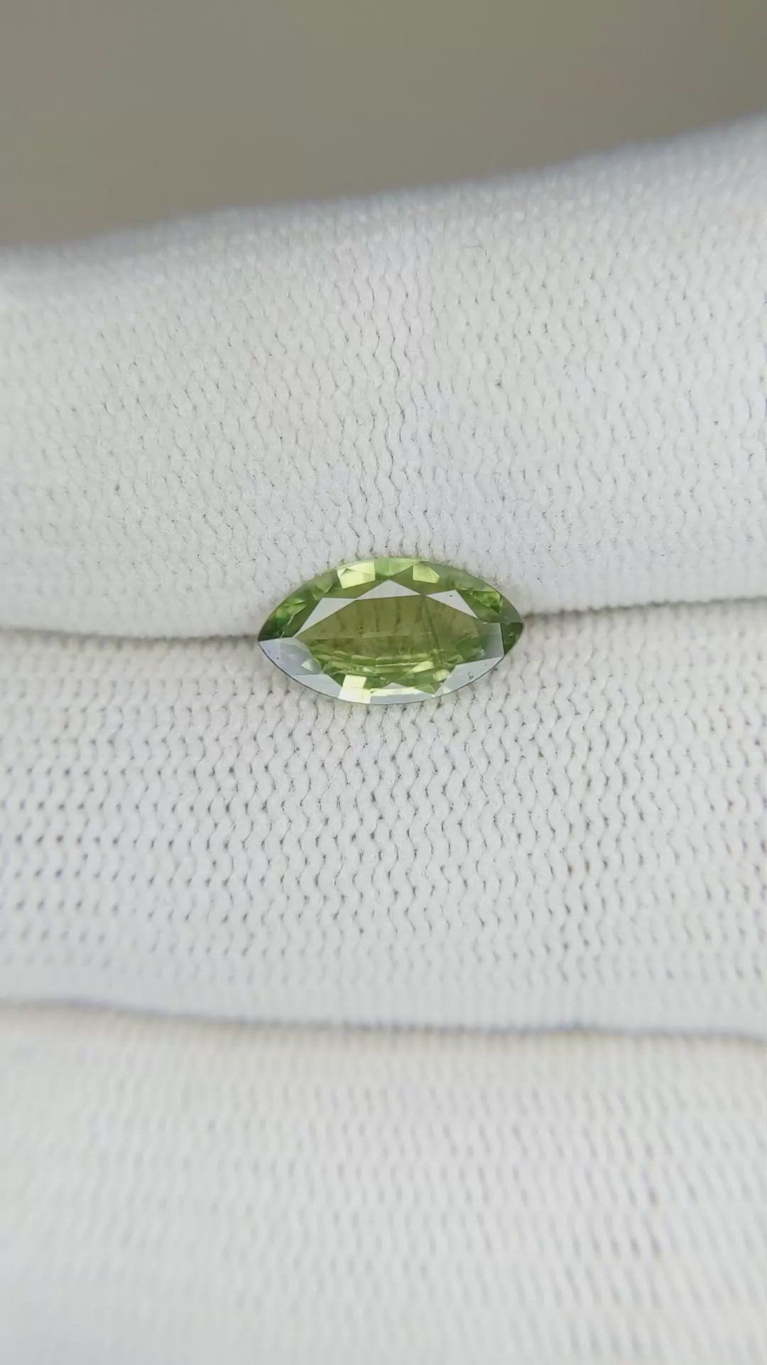 1.25 Ct. Green Sapphire from Ceylon (Sri Lanka) Size Video