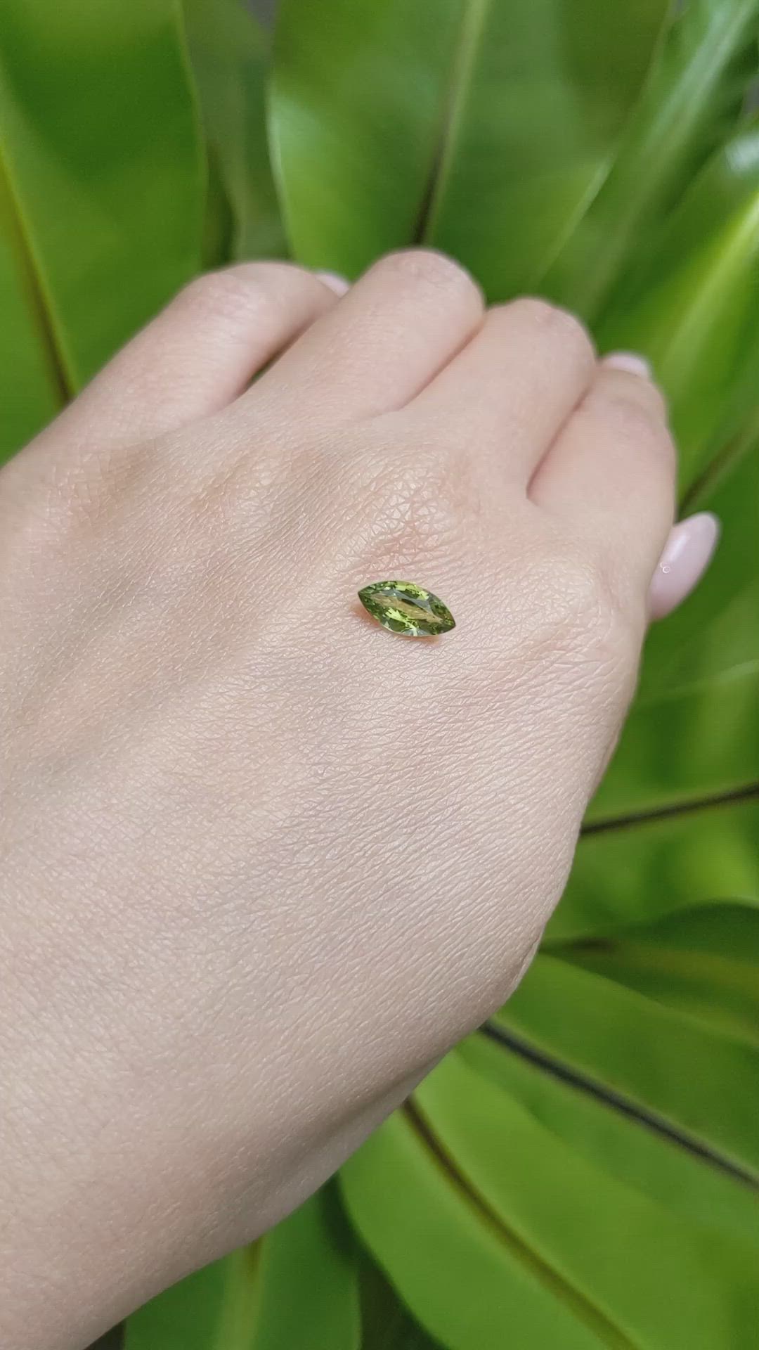 1.16 Ct. Green Sapphire from Ceylon (Sri Lanka) Size Video