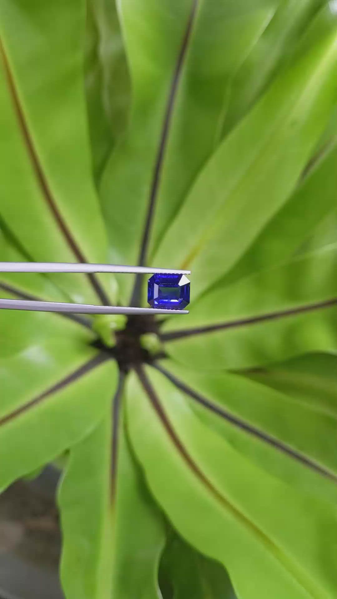 3.22 Ct. Blue Sapphire from Ceylon (Sri Lanka) Size Video