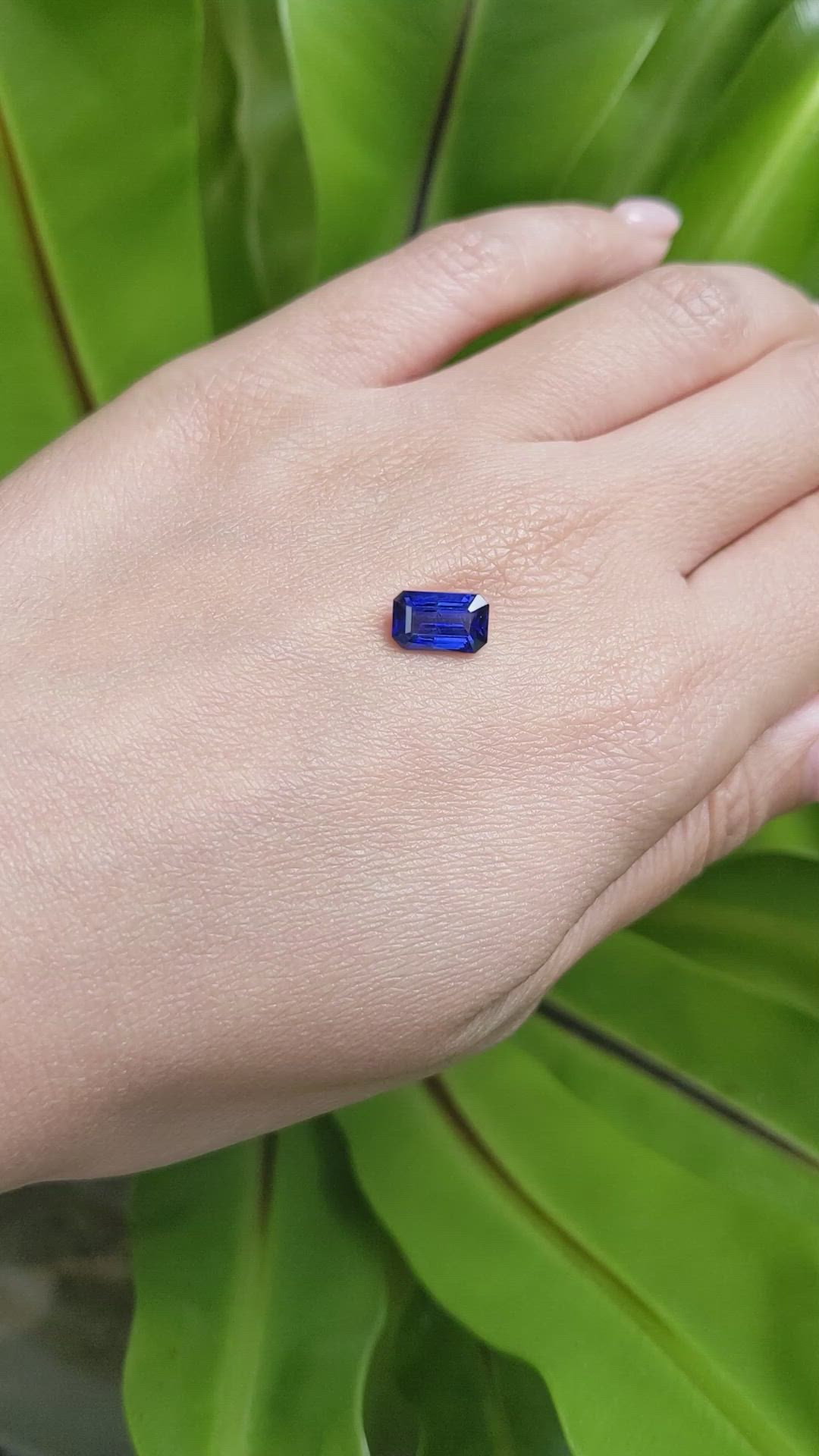 1.94 Ct. Blue Sapphire from Ceylon (Sri Lanka) Size Video