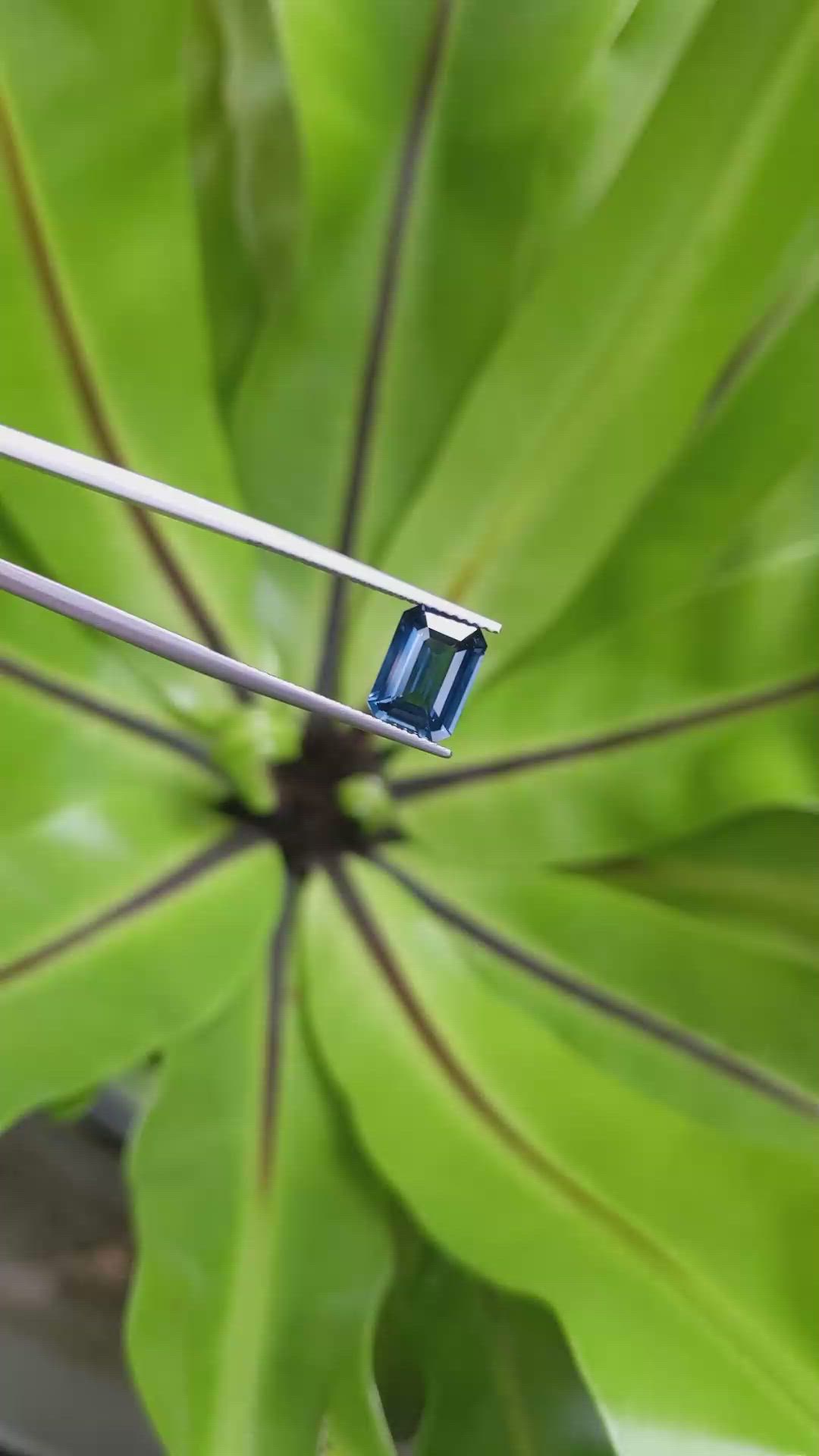 2.78 Ct. Blue Sapphire from Ceylon (Sri Lanka) Size Video
