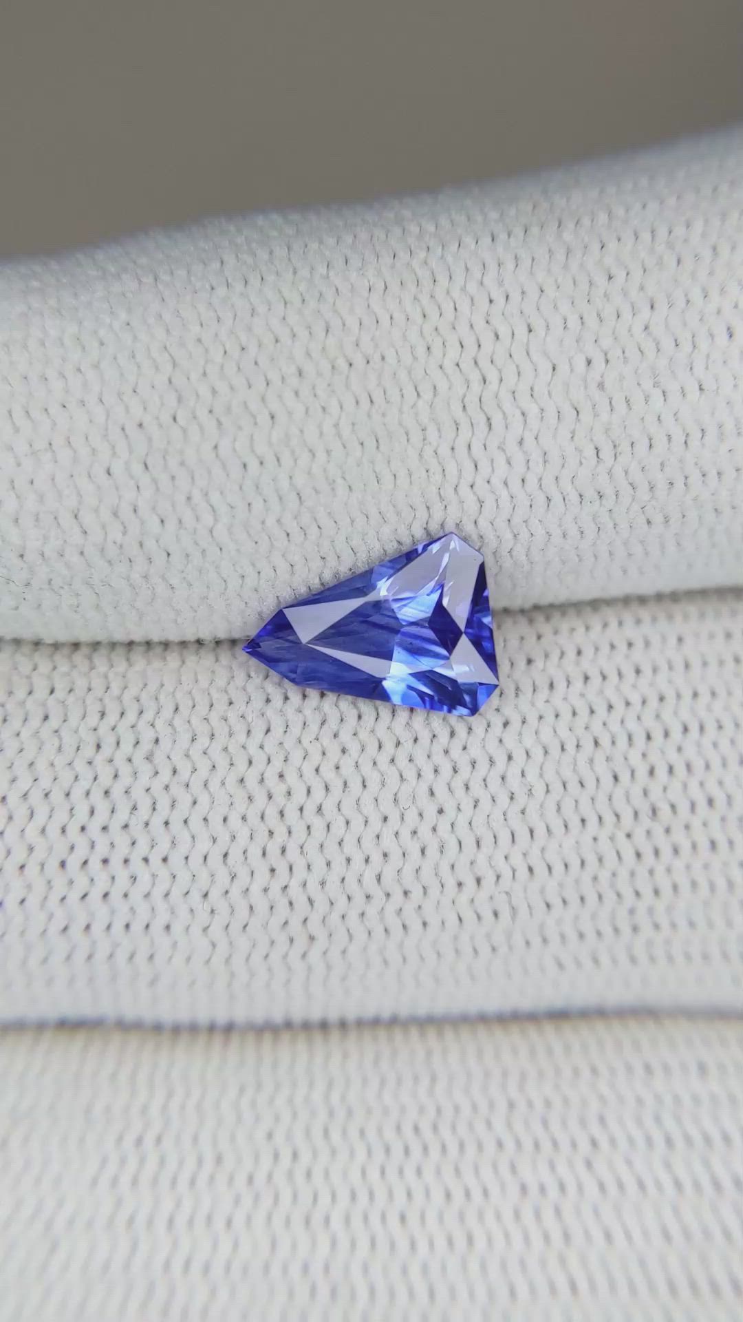 1.84 Ct. Blue Sapphire from Ceylon (Sri Lanka) Size Video
