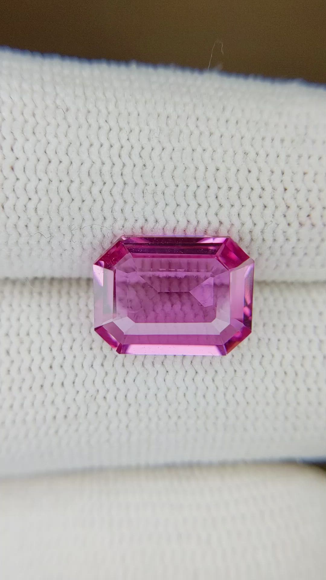 4.02 Ct. Pink Sapphire from Ceylon (Sri Lanka) Size Video