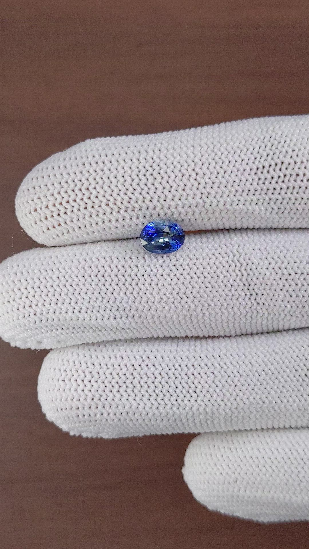1.52 Ct. Bi Color Sapphire from Africa Size Video