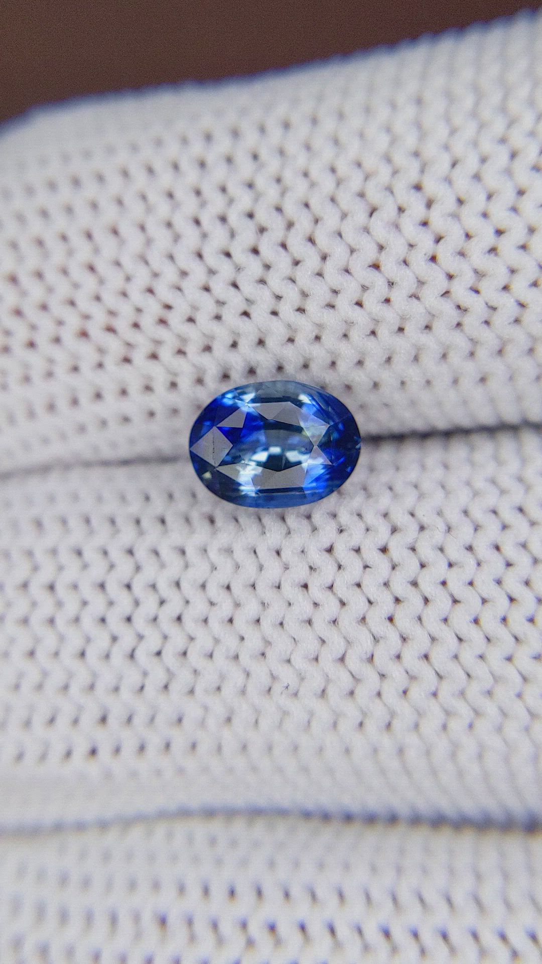 1.52 Ct. Bi Color Sapphire from Africa Size Video