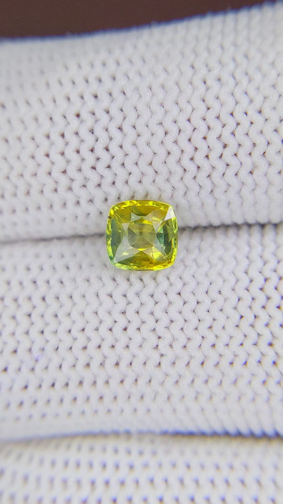 1.15 Ct. Bi Color Sapphire from Africa Size Video
