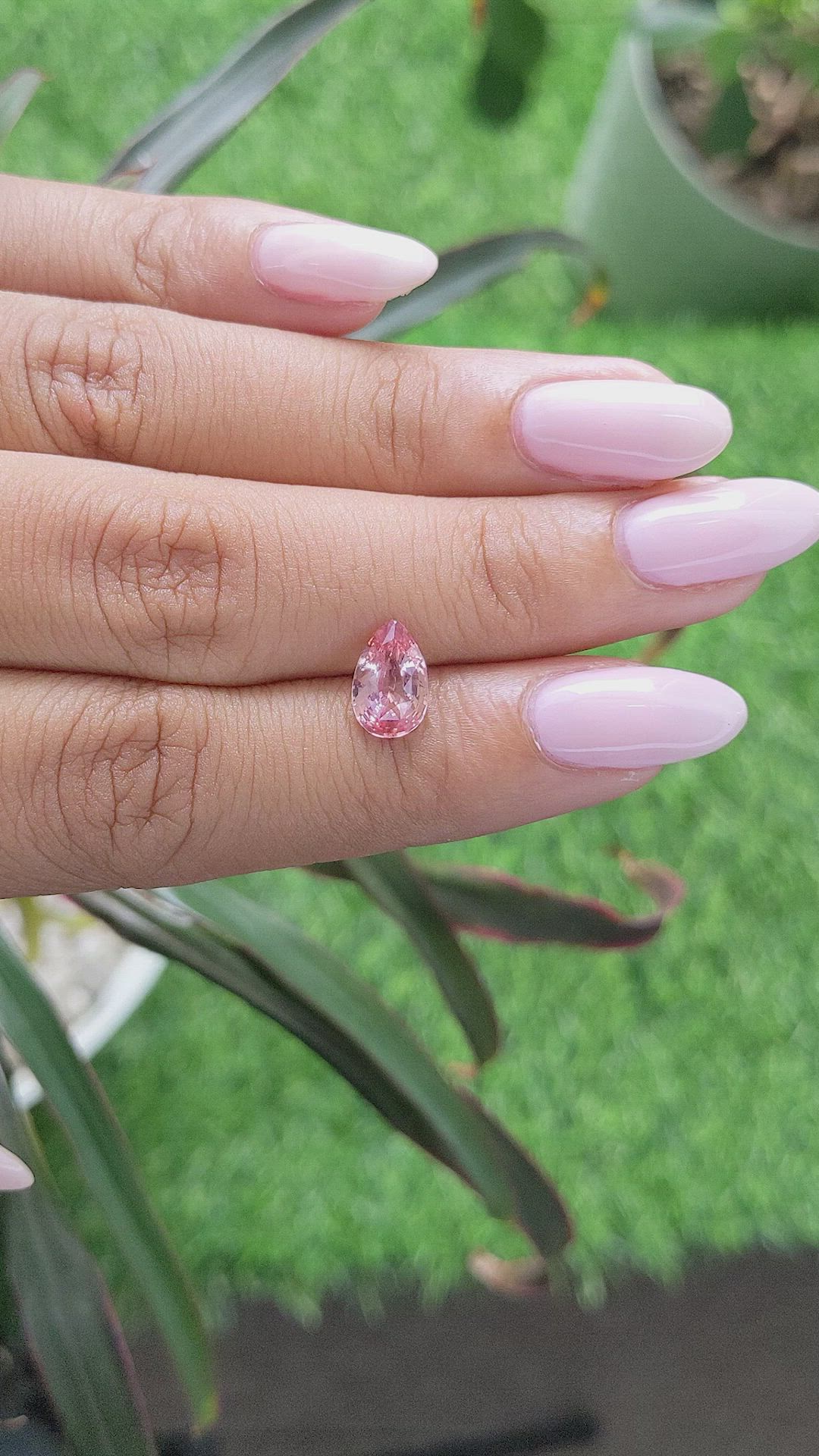 1.62 Ct. Padparadscha Sapphire from Ceylon (Sri Lanka) Size Video