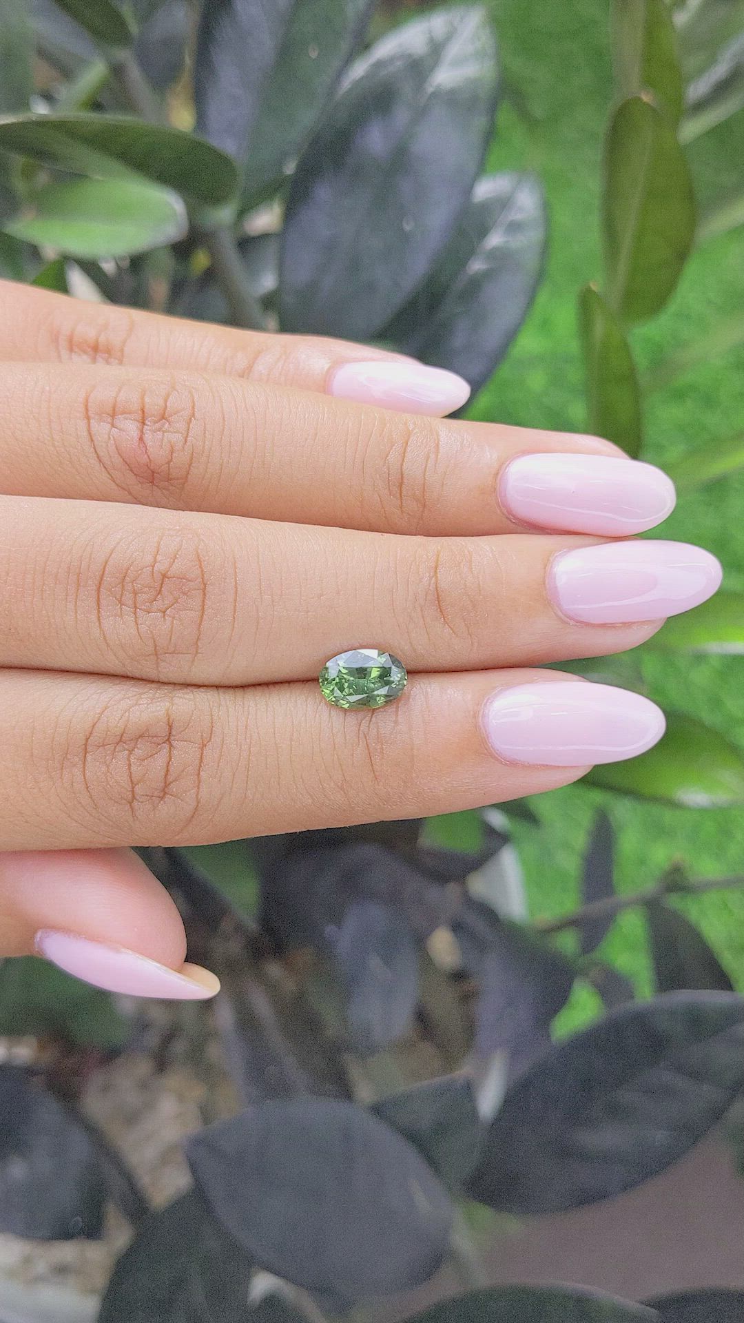 1.57 Ct. Green Sapphire from Ceylon (Sri Lanka) Size Video