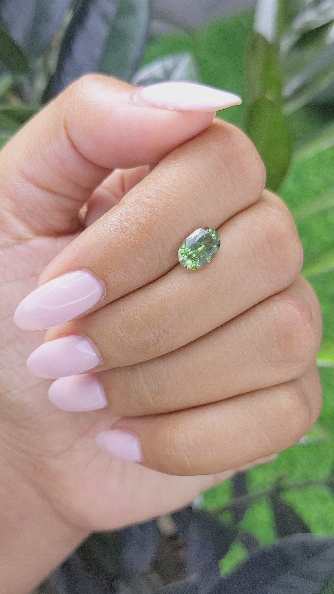 1.57 Ct. Green Sapphire from Ceylon (Sri Lanka) Size Video