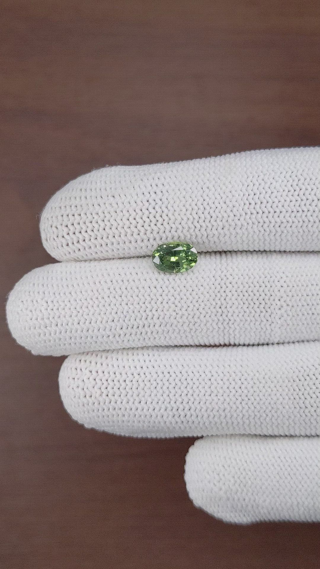 1.57 Ct. Green Sapphire from Ceylon (Sri Lanka) Size Video