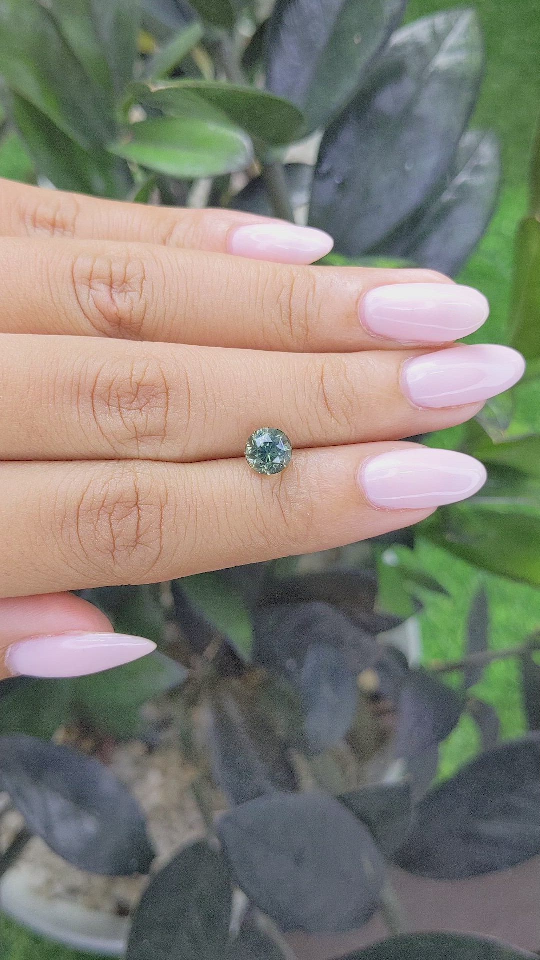 1.81 Ct. Green Sapphire from Ceylon (Sri Lanka) Size Video