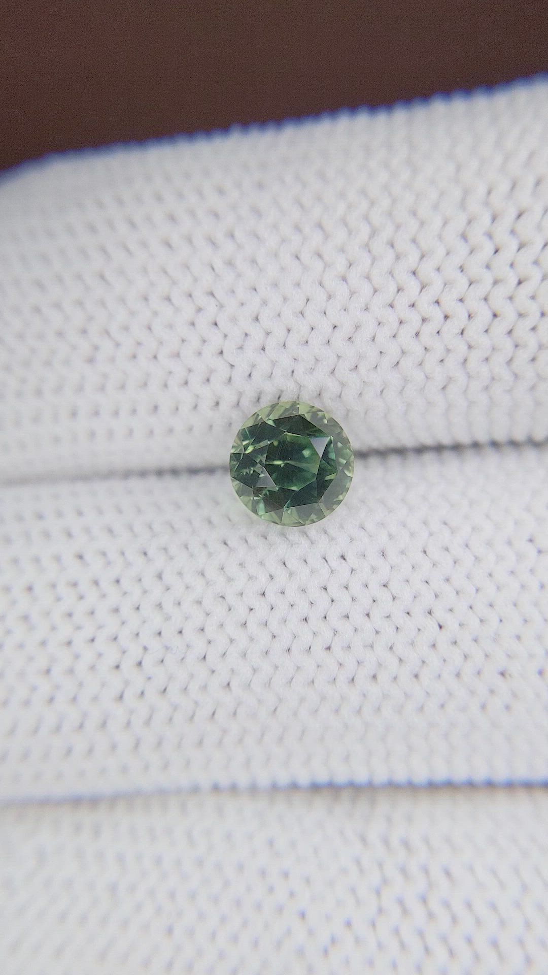 1.81 Ct. Green Sapphire from Ceylon (Sri Lanka) Size Video