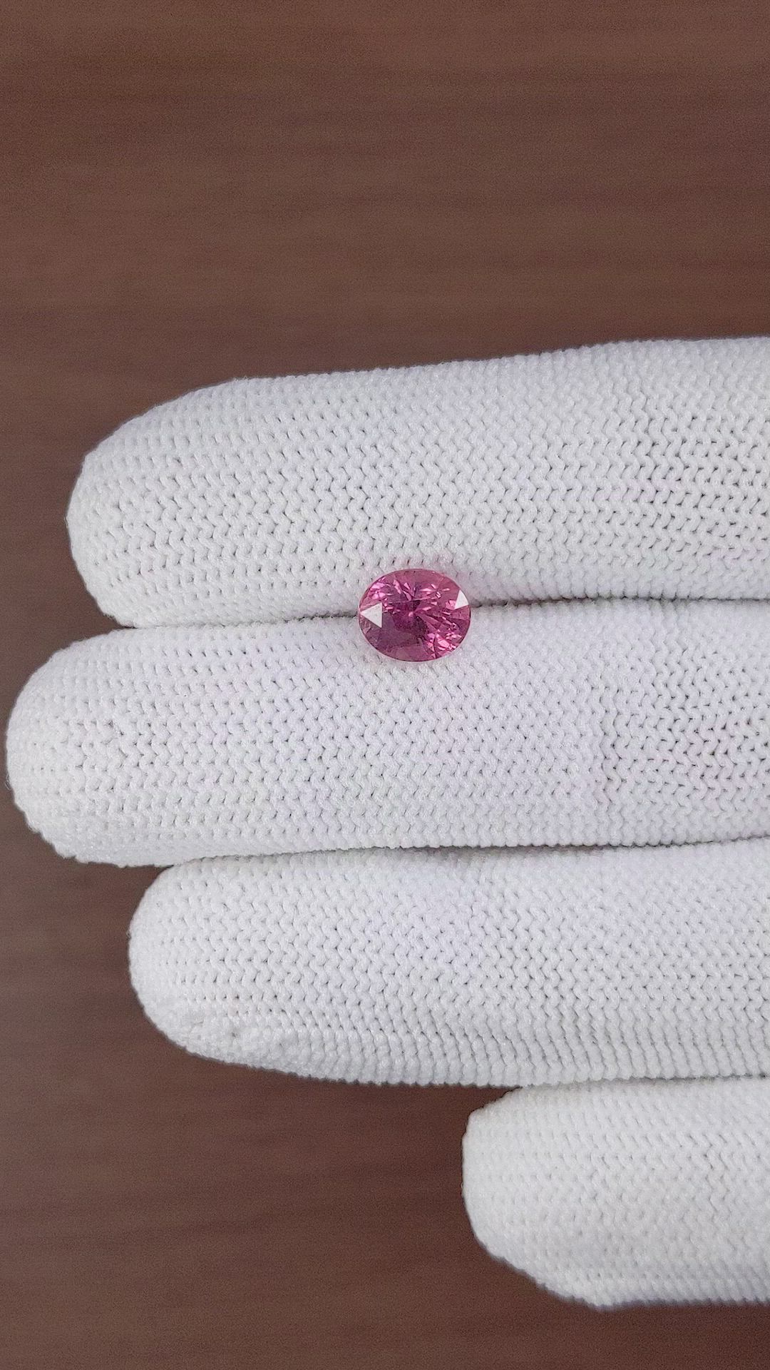 2.20 Ct. Pink Sapphire from Ceylon (Sri Lanka) Size Video