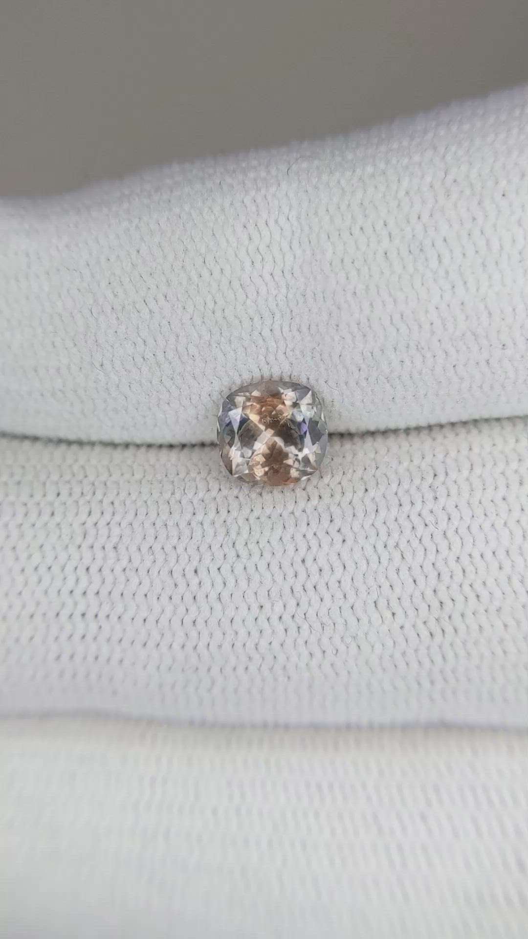 1.15 Ct. Bi Color Sapphire from Montana Size Video