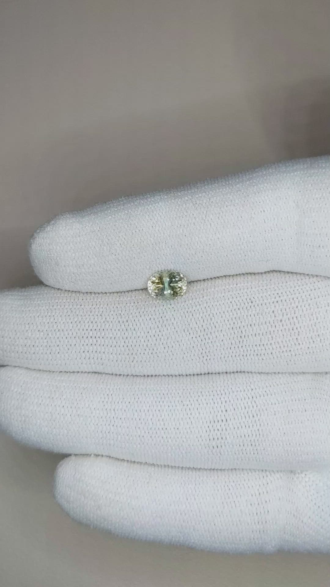 1.15 Ct. Bi Color Sapphire from Montana Size Video