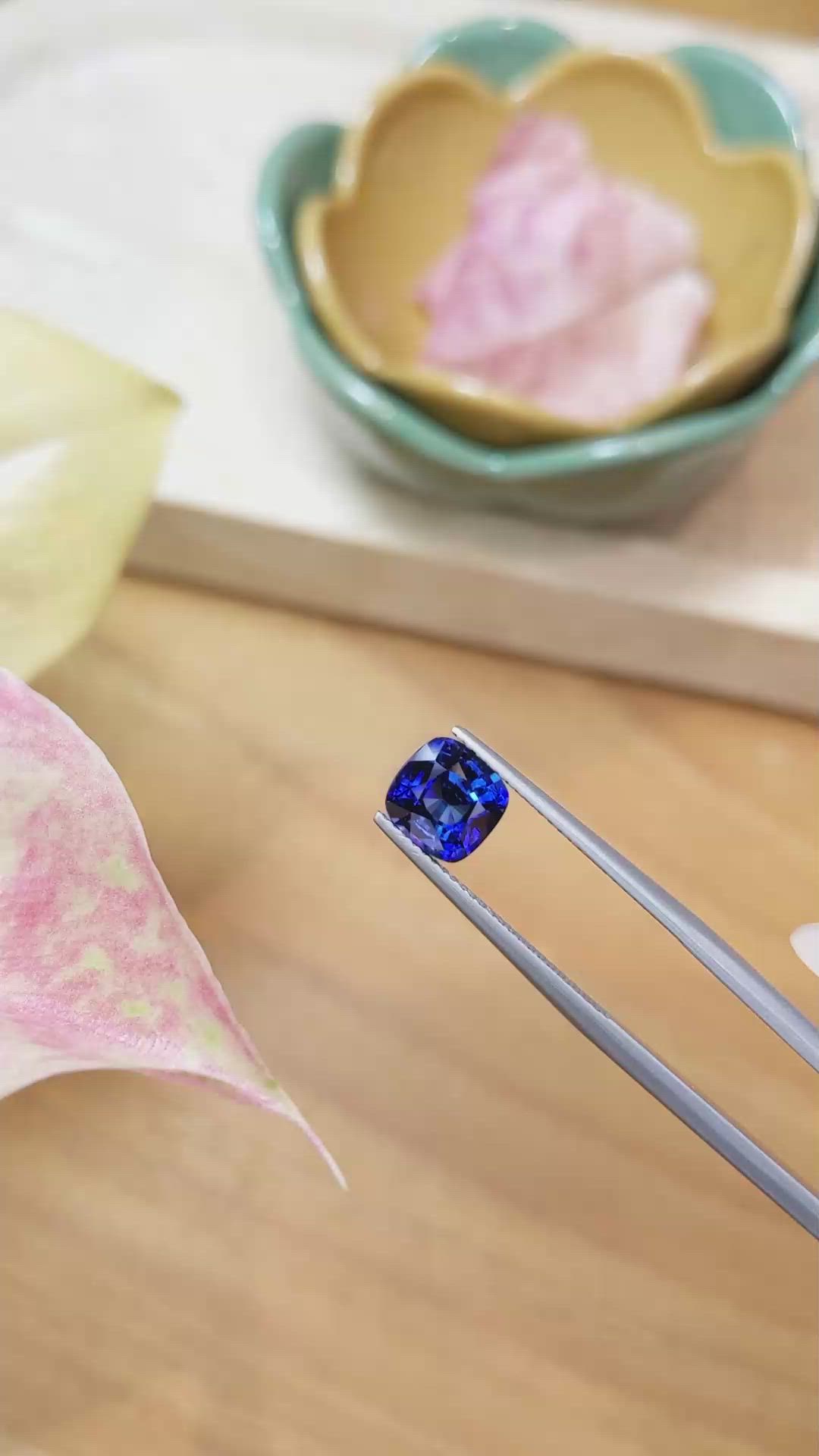 2.59 Ct. Blue Sapphire from Ceylon (Sri Lanka) Size Video