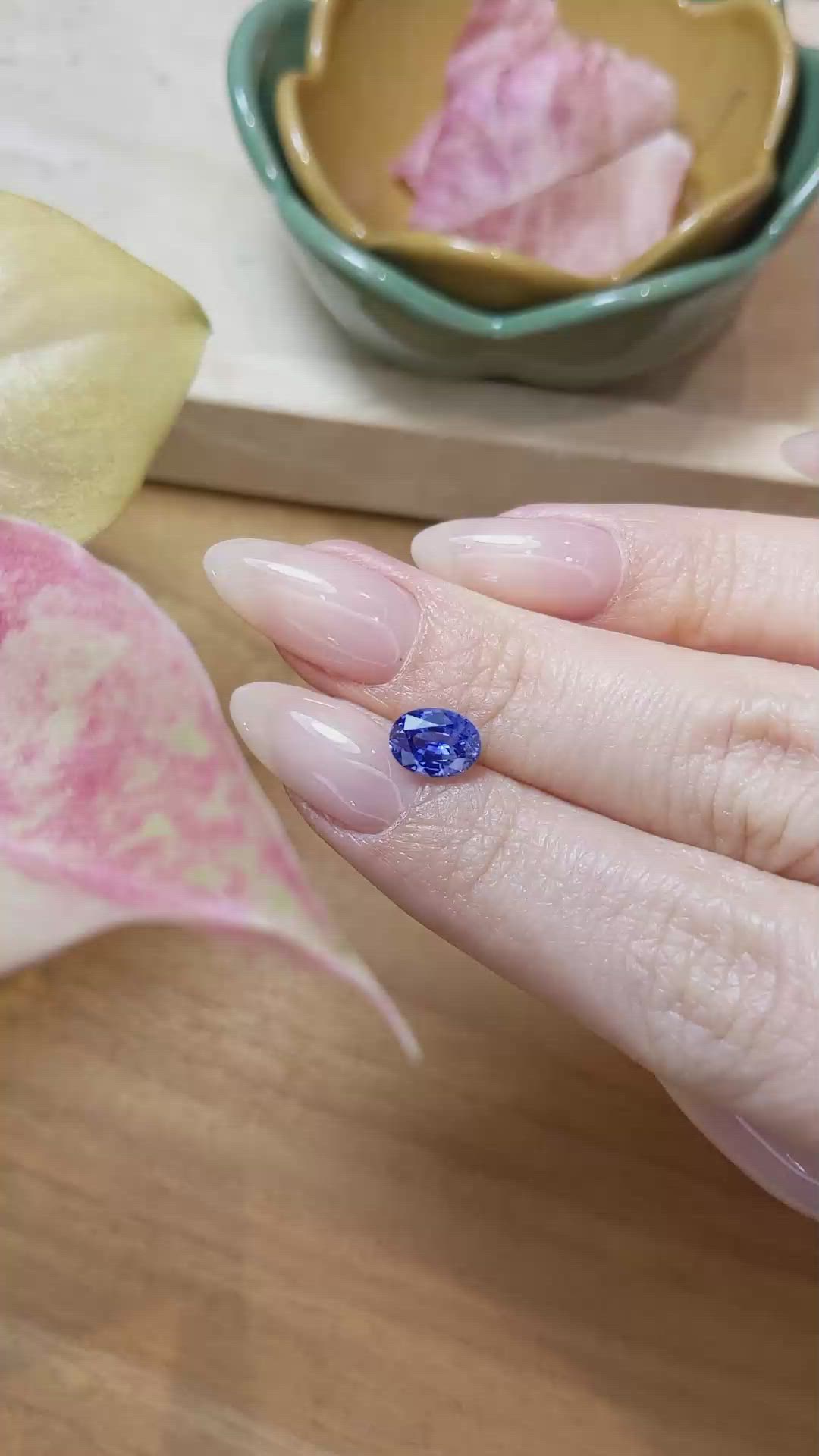 1.58 Ct. Blue Sapphire from Ceylon (Sri Lanka) Size Video