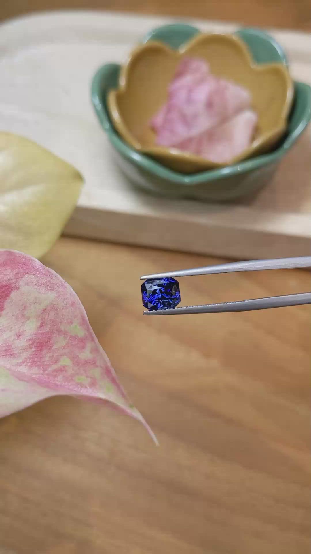 2.12 Ct. Blue Sapphire from Ceylon (Sri Lanka) Size Video
