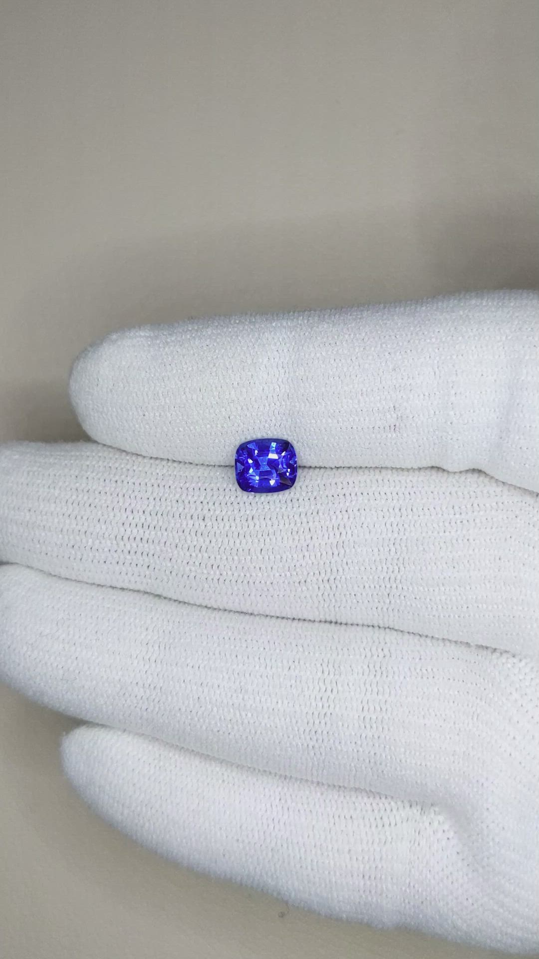 1.30 Ct. Blue Sapphire from Ceylon (Sri Lanka) Size Video