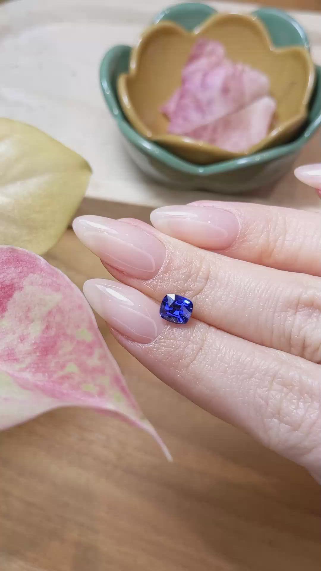 1.30 Ct. Blue Sapphire from Ceylon (Sri Lanka) Size Video