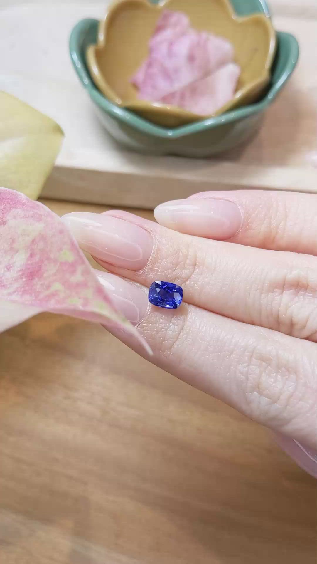 1.49 Ct. Blue Sapphire from Ceylon (Sri Lanka) Size Video