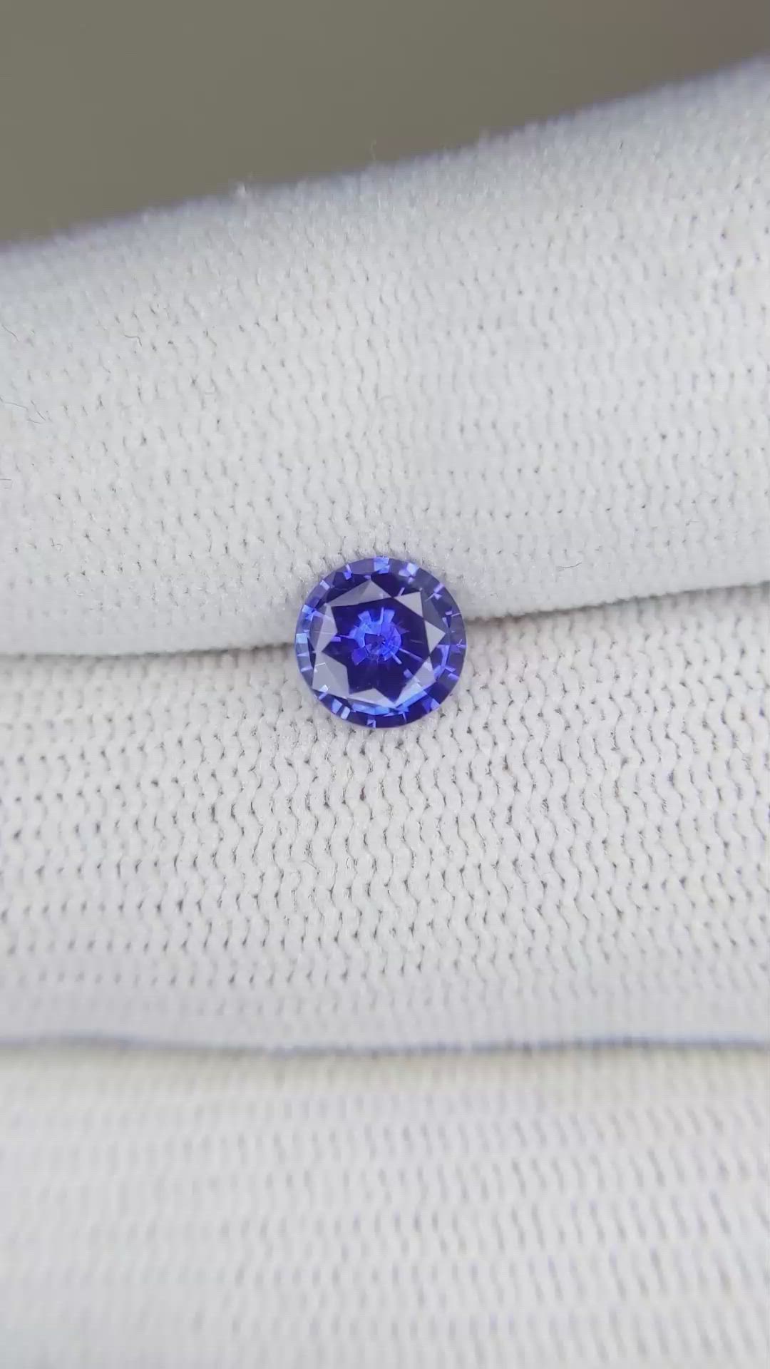 1.09 Ct. Purplish Blue Sapphire from Ceylon (Sri Lanka) Size Video