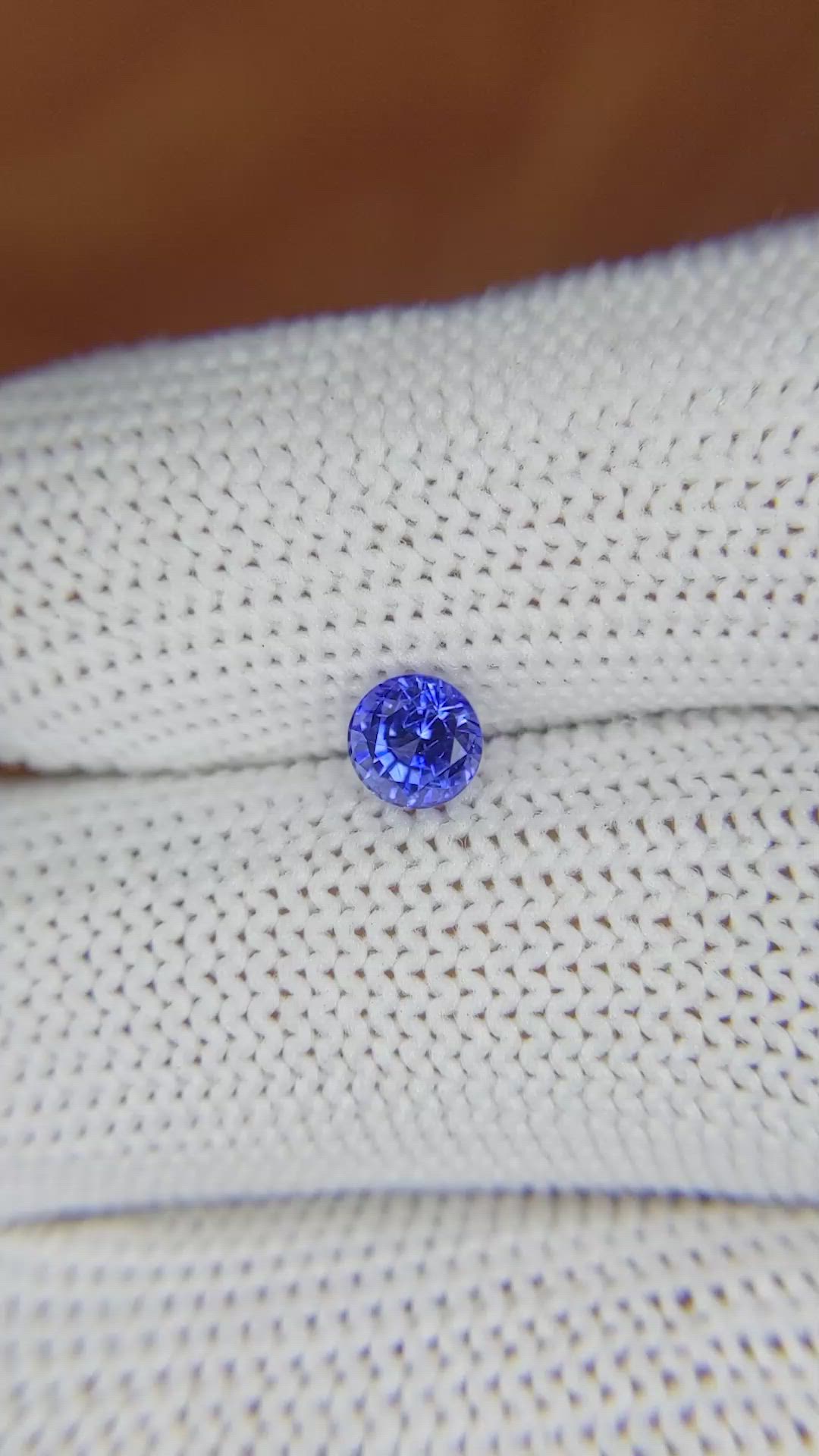0.71 Ct. Blue Sapphire from Ceylon (Sri Lanka) Size Video