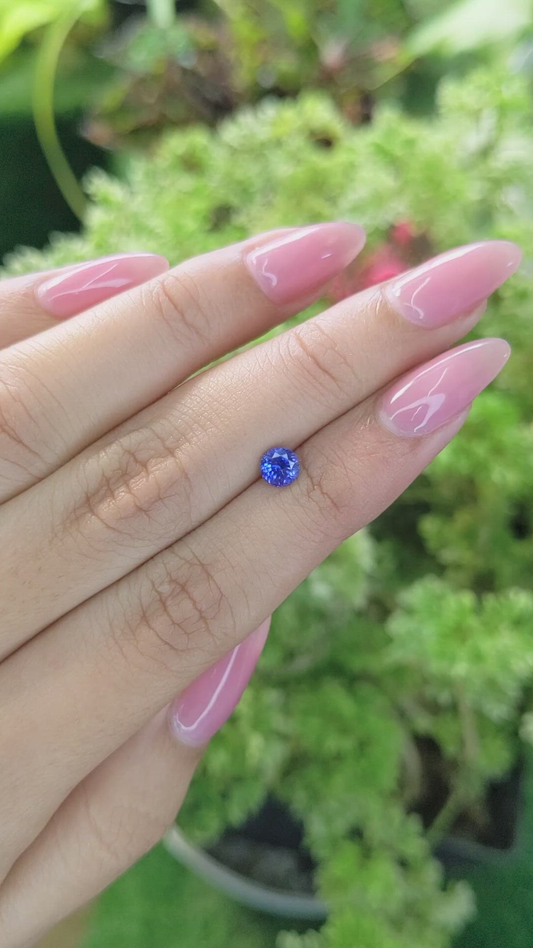0.71 Ct. Blue Sapphire from Ceylon (Sri Lanka) Size Video