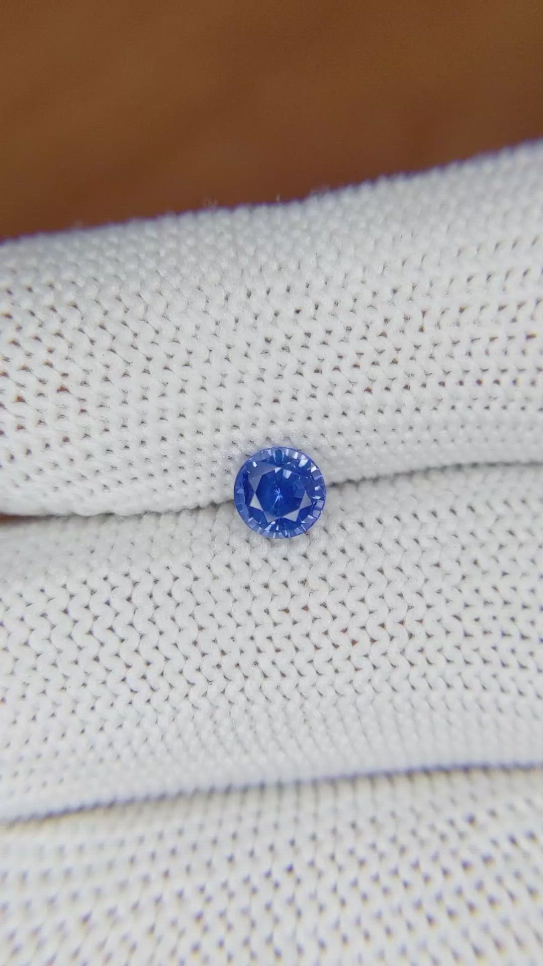 0.73 Ct. Blue Sapphire from Ceylon (Sri Lanka) Size Video