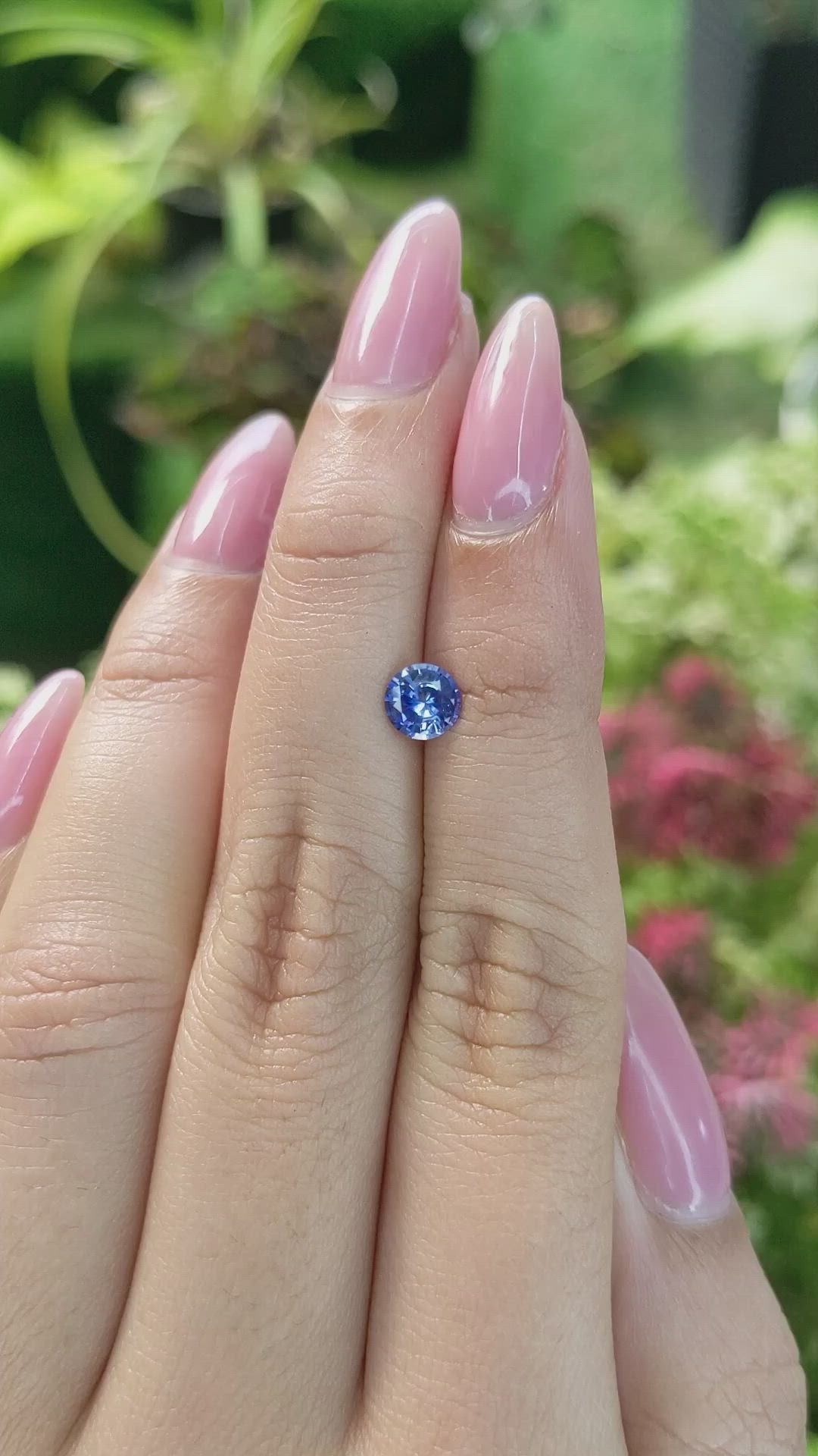 0.71 Ct. Blue Sapphire from Ceylon (Sri Lanka) Size Video